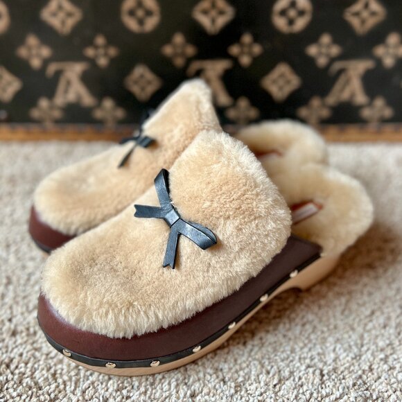 Fabrizio Viti Brown Leather Black Trim and Shearling Bow Mules Clogs, NEW - Picture 1 of 5